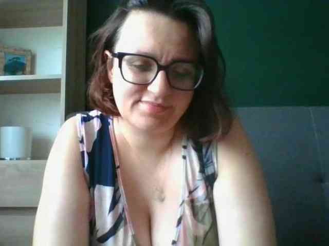 sensualParis webcam