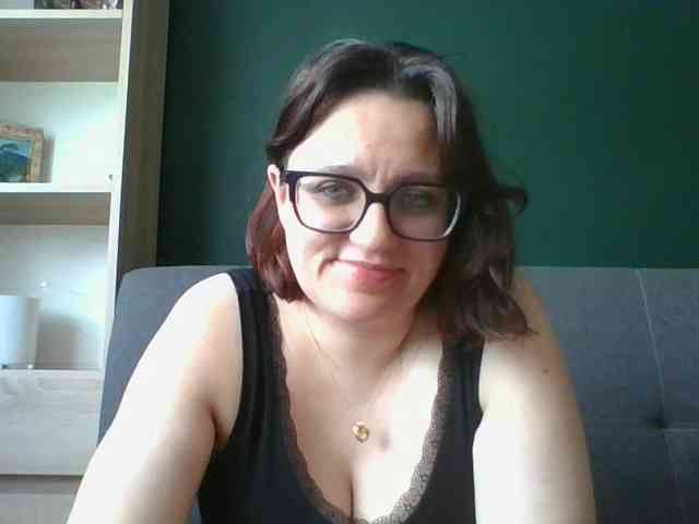 sensualParis webcam