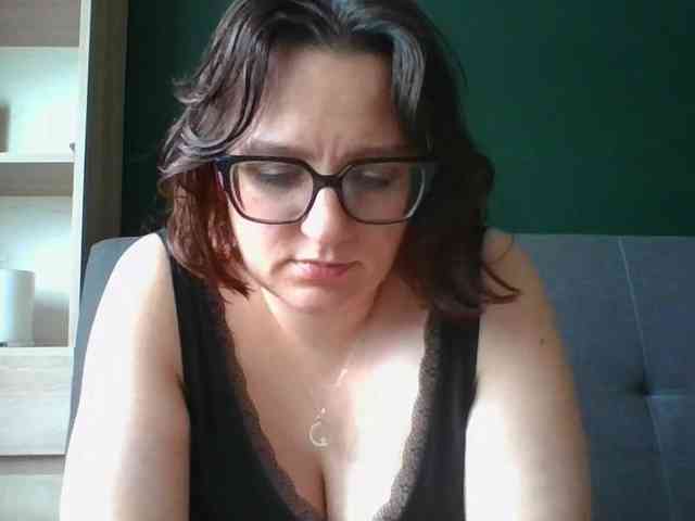 Model: sensualParis