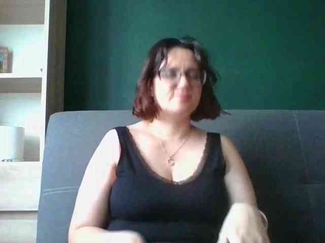 Model: sensualParis