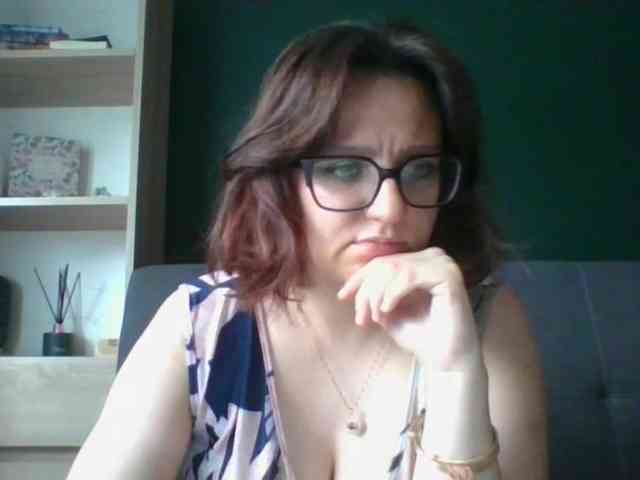 sensualParis webcam