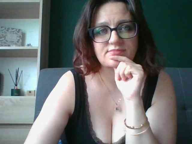 sensualParis webcam