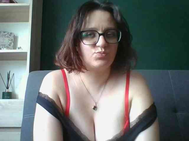 Model: sensualParis