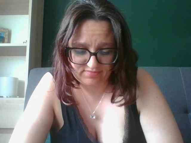 sensualParis webcam