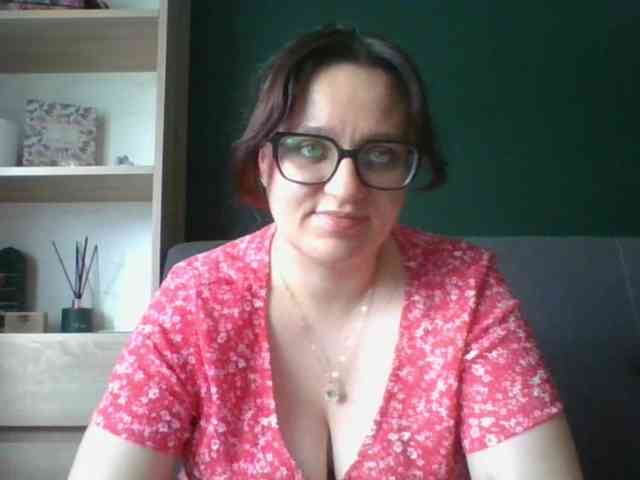 sensualParis webcam