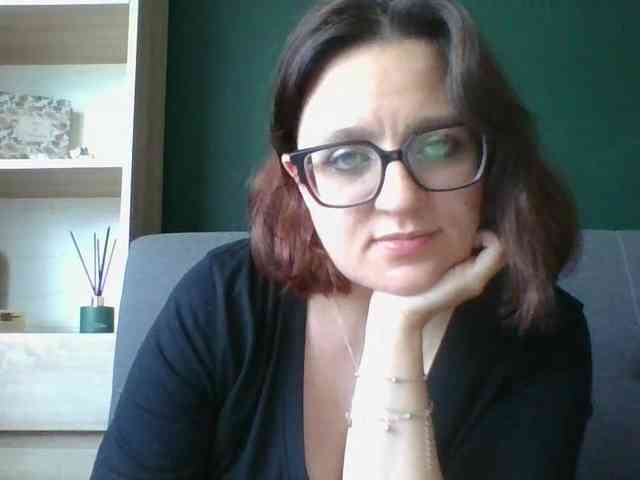 sensualParis webcam