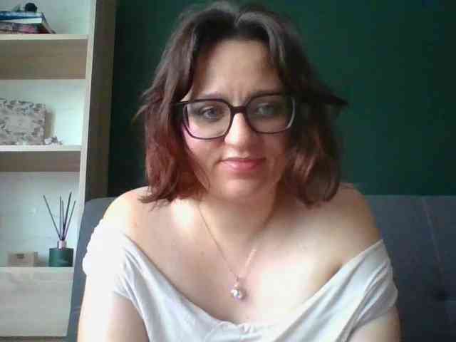 sensualParis webcam