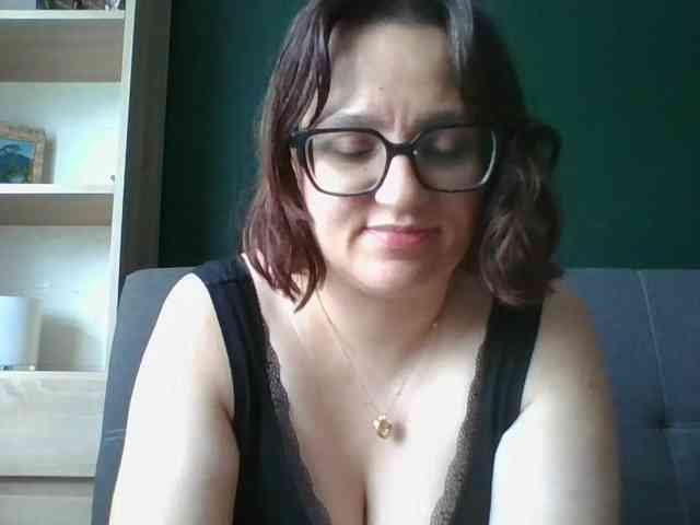sensualParis webcam