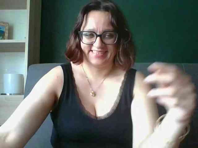 sensualParis webcam