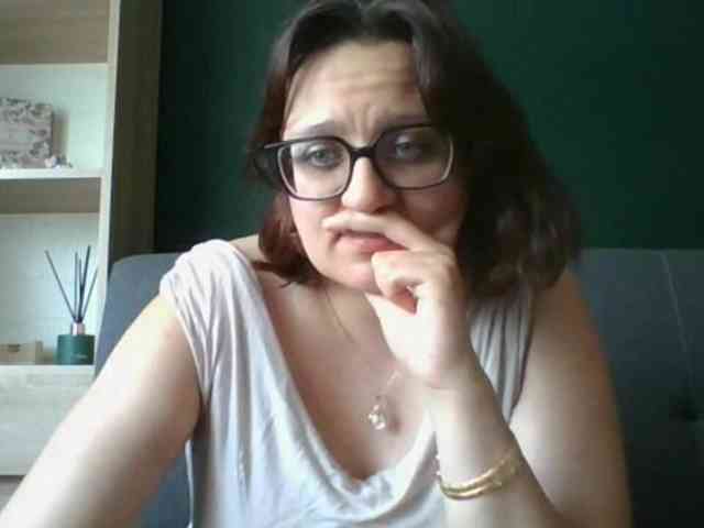 sensualParis webcam