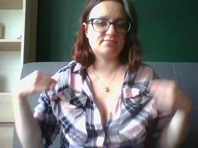 sensualParis webcam
