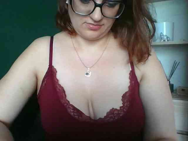 sensualParis webcam