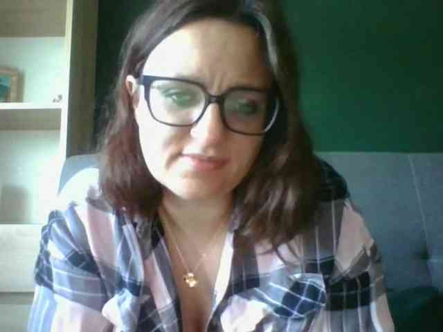 sensualParis webcam