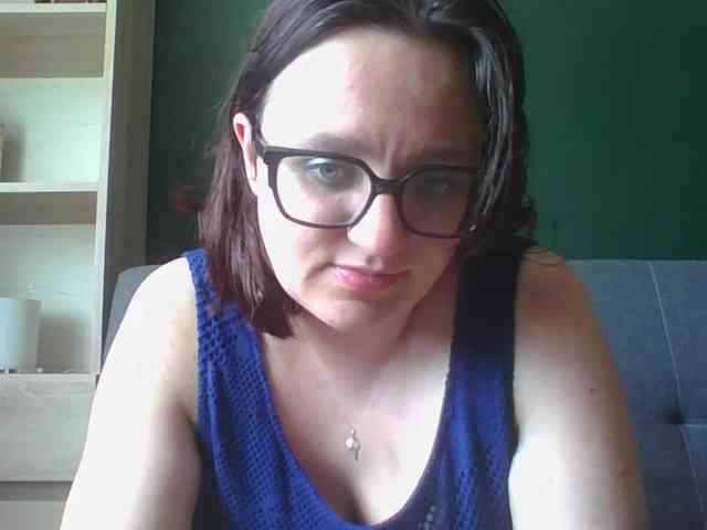 sensualParis webcam