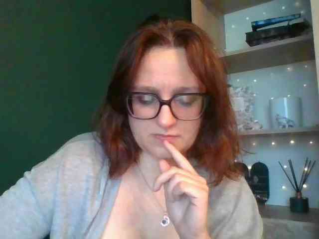 sensualParis webcam