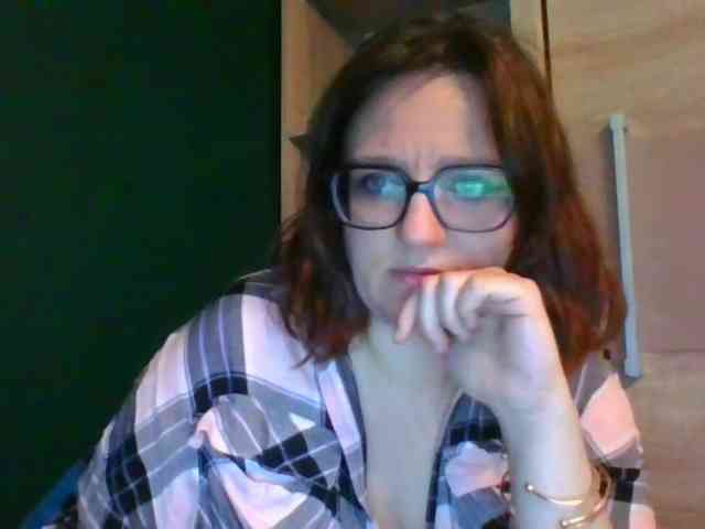 sensualParis webcam