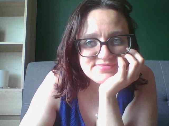sensualParis webcam