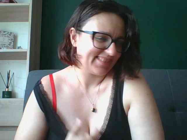 Model: sensualParis