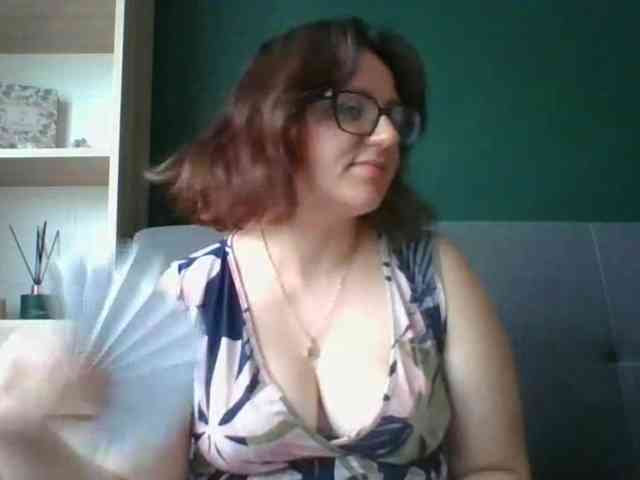 sensualParis webcam