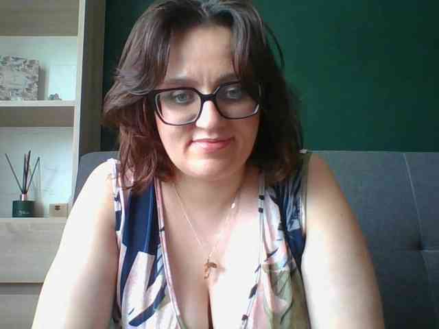 sensualParis webcam
