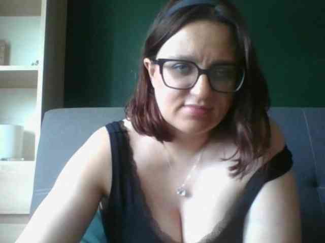 sensualParis webcam