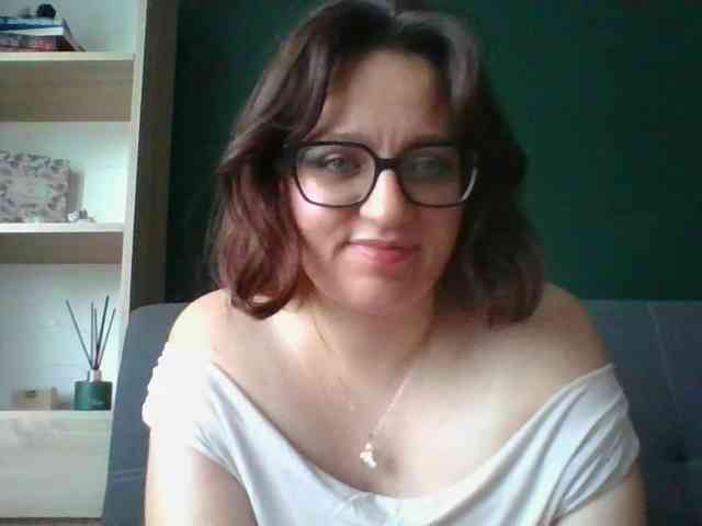 sensualParis webcam