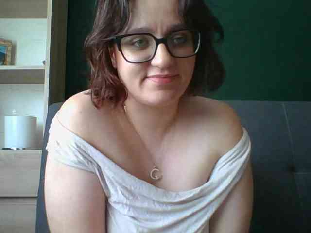 sensualParis webcam
