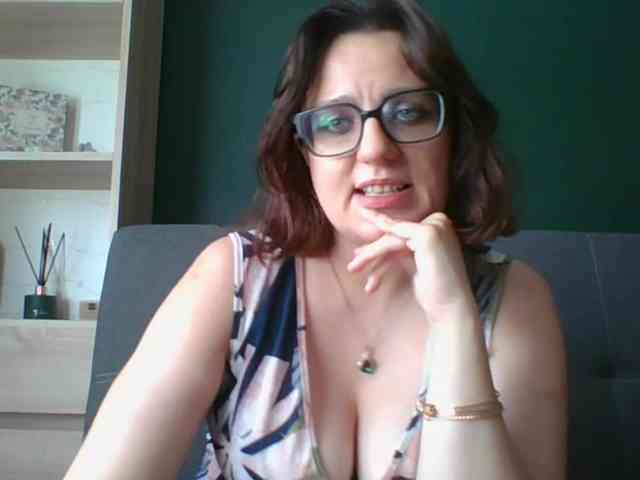 sensualParis webcam