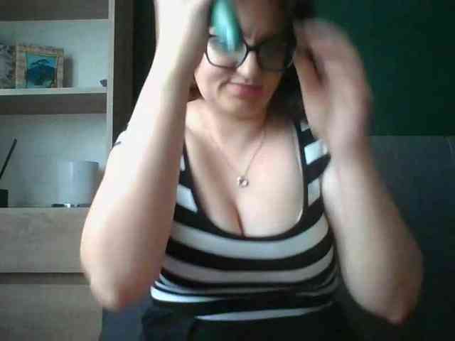 sensualParis webcam
