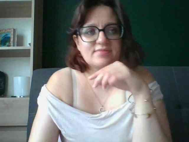 sensualParis webcam