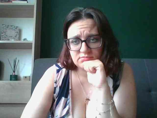 sensualParis webcam