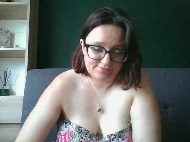 sensualParis webcam