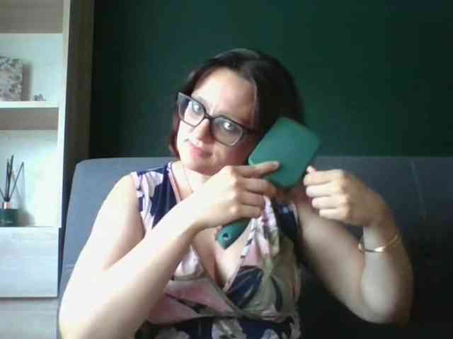 sensualParis webcam