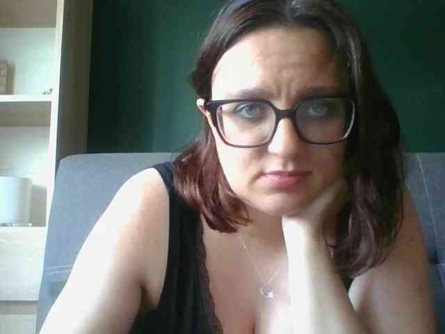 sensualParis webcam