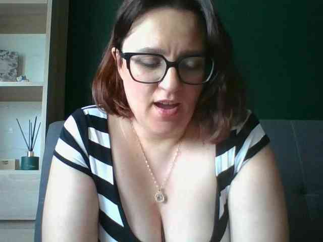 sensualParis webcam