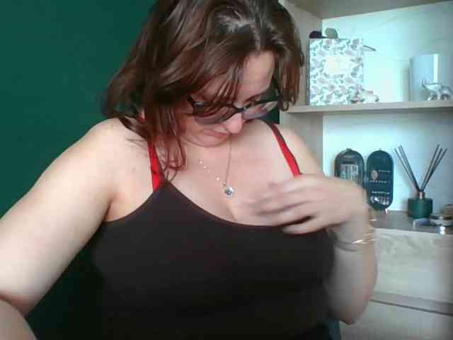 sensualParis webcam