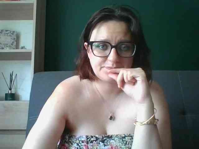 sensualParis webcam