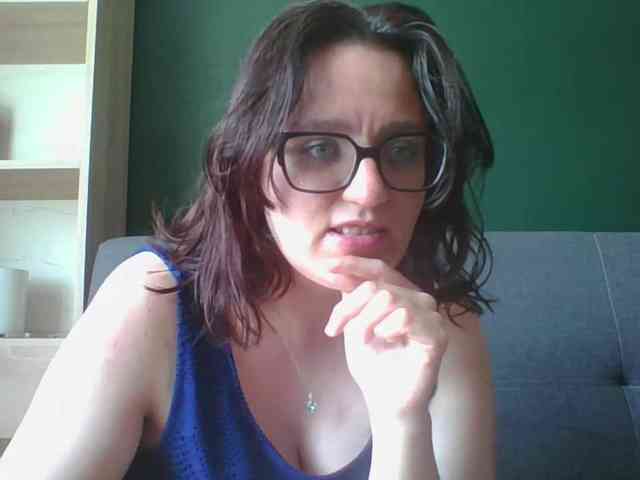 sensualParis webcam