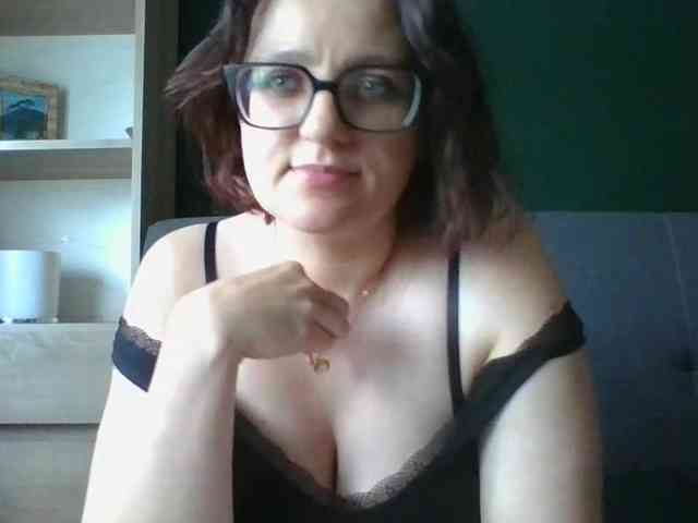 sensualParis webcam