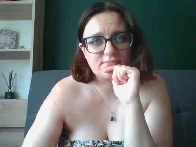 sensualParis webcam