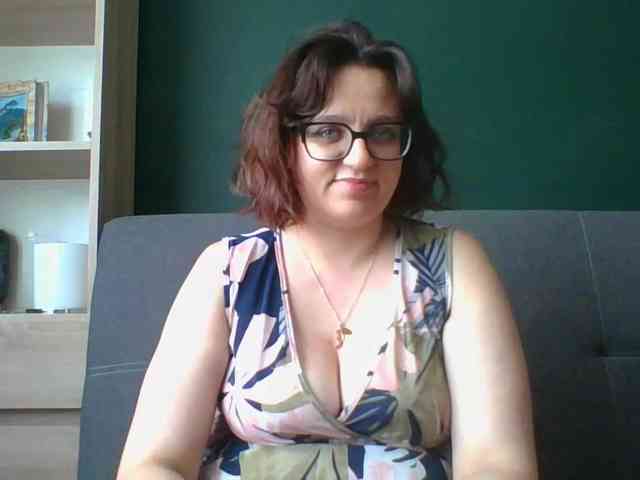 sensualParis webcam