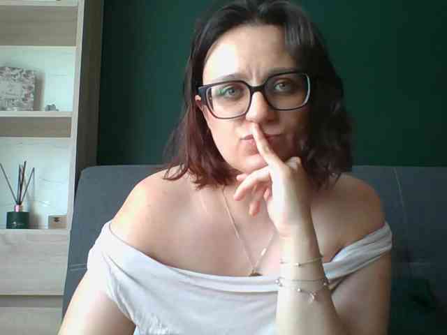 sensualParis webcam