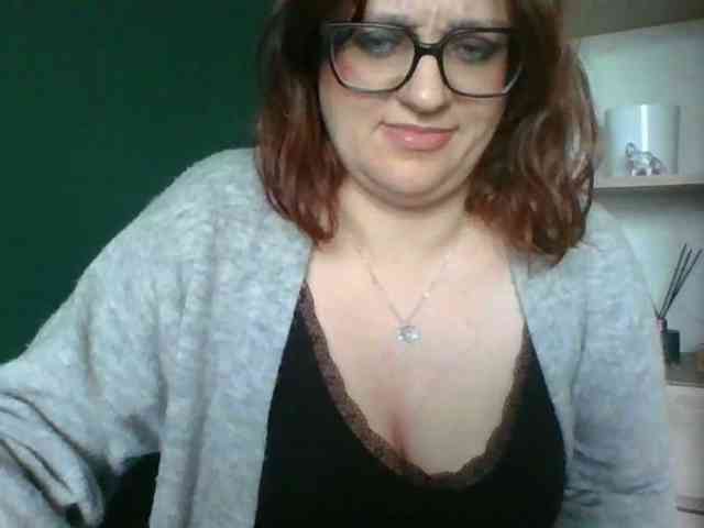 sensualParis webcam