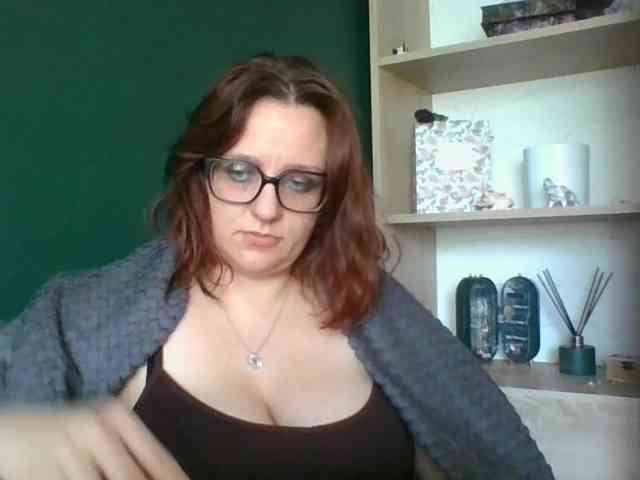 sensualParis webcam