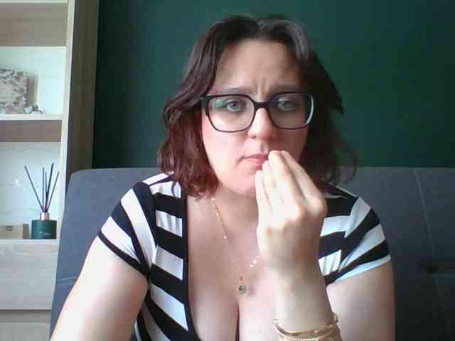 sensualParis webcam