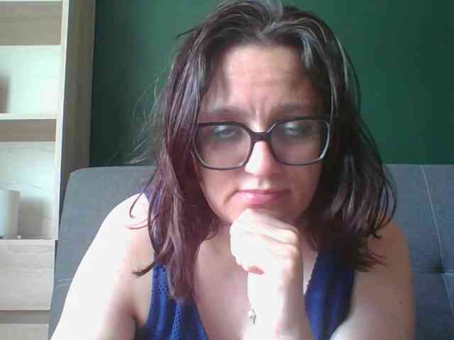 sensualParis webcam