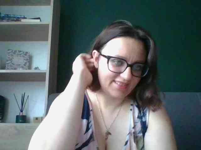sensualParis webcam