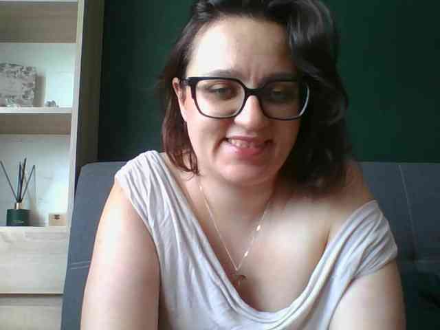 sensualParis webcam