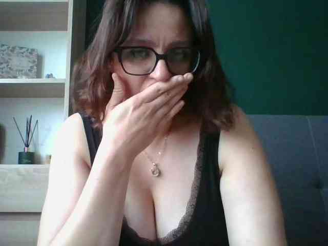 sensualParis webcam