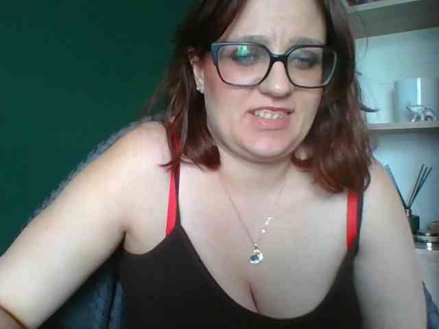 sensualParis webcam